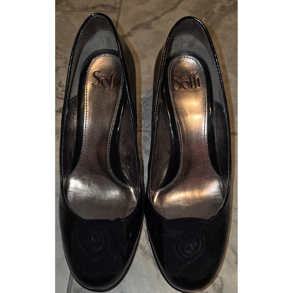 Sofft Black Patent Leather Rose Detail Pumps Heels‎ 8 Wide